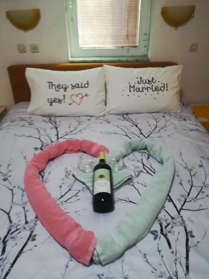 Karoski Apartments & Suites Ohrid Luaran gambar