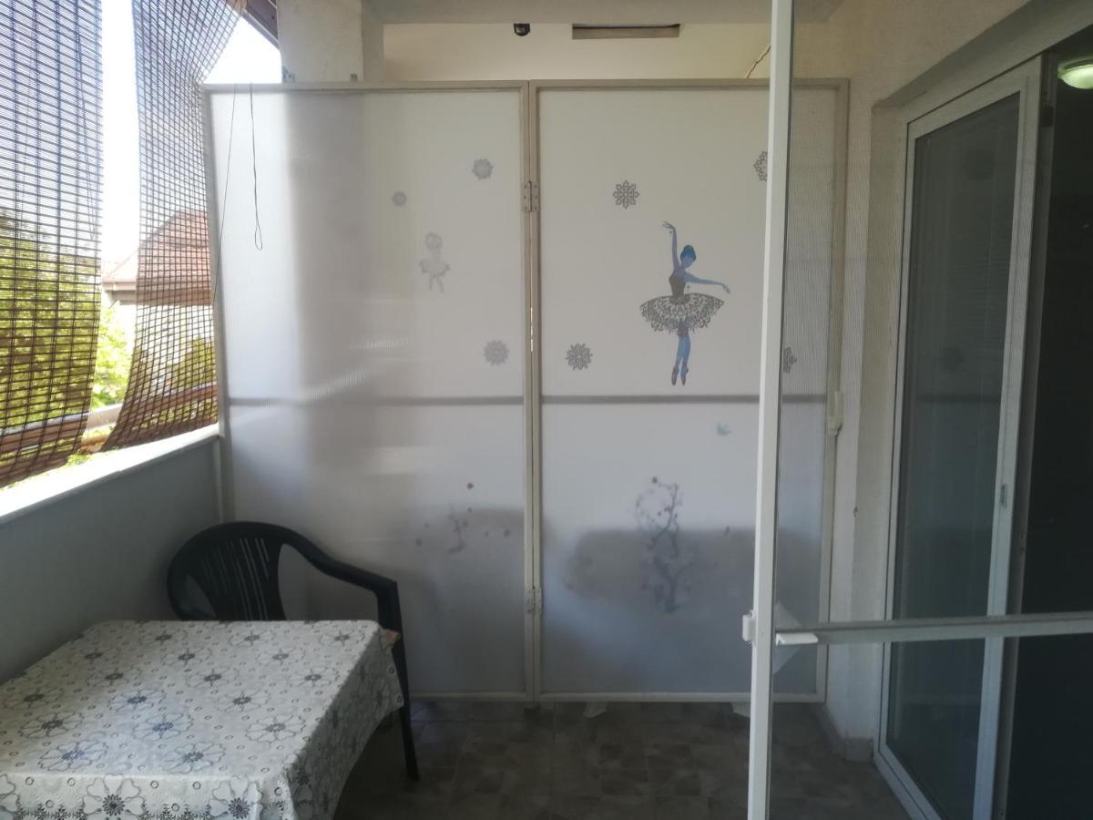 Karoski Apartments & Suites Ohrid Luaran gambar