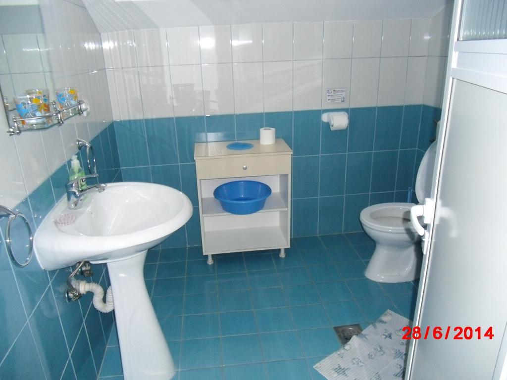 Karoski Apartments & Suites Ohrid Bilik gambar