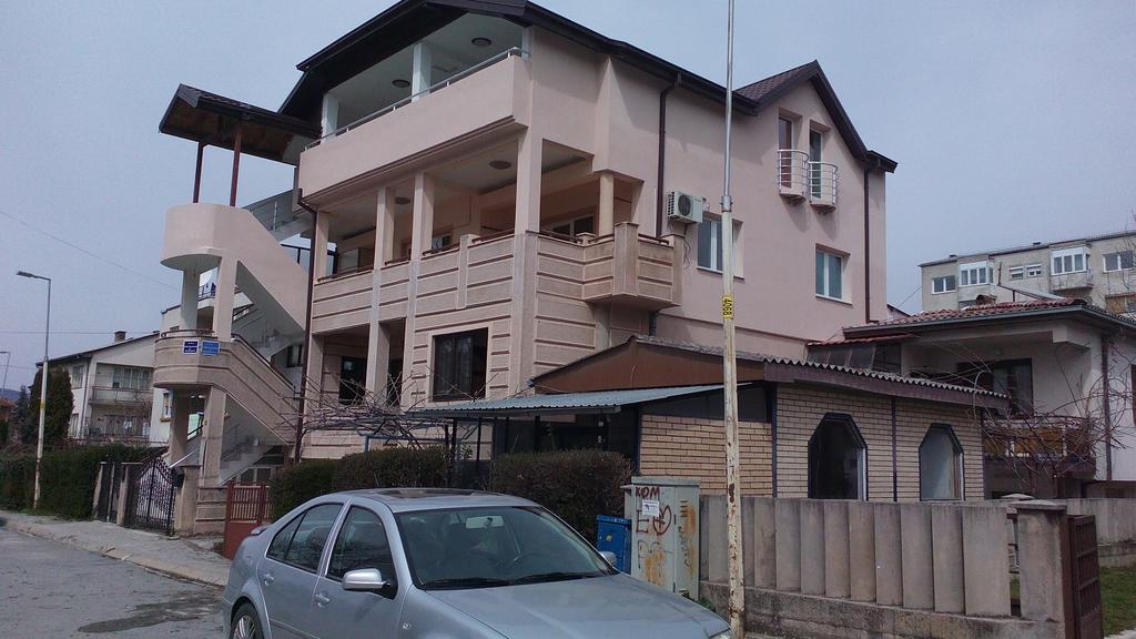 Karoski Apartments & Suites Ohrid Luaran gambar